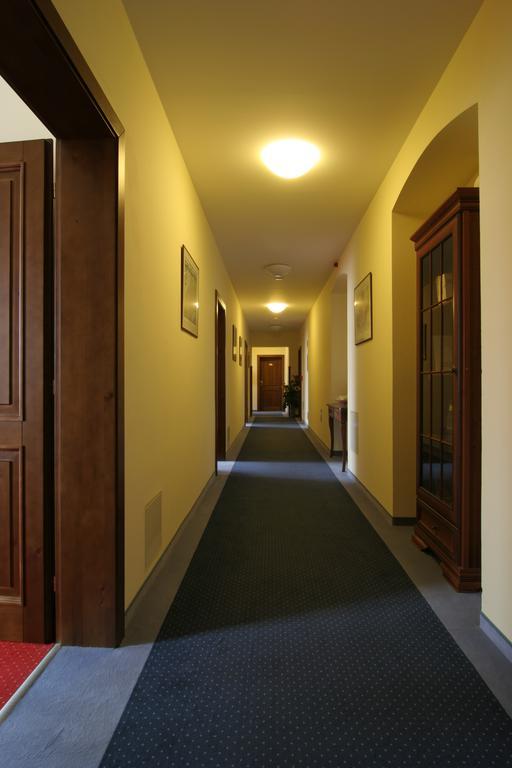 Hejtmansky Dvur Hotel Slaný Eksteriør billede