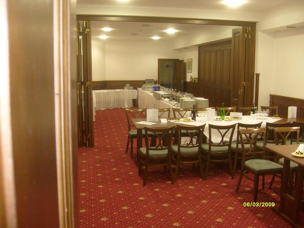 Hejtmansky Dvur Hotel Slaný Eksteriør billede