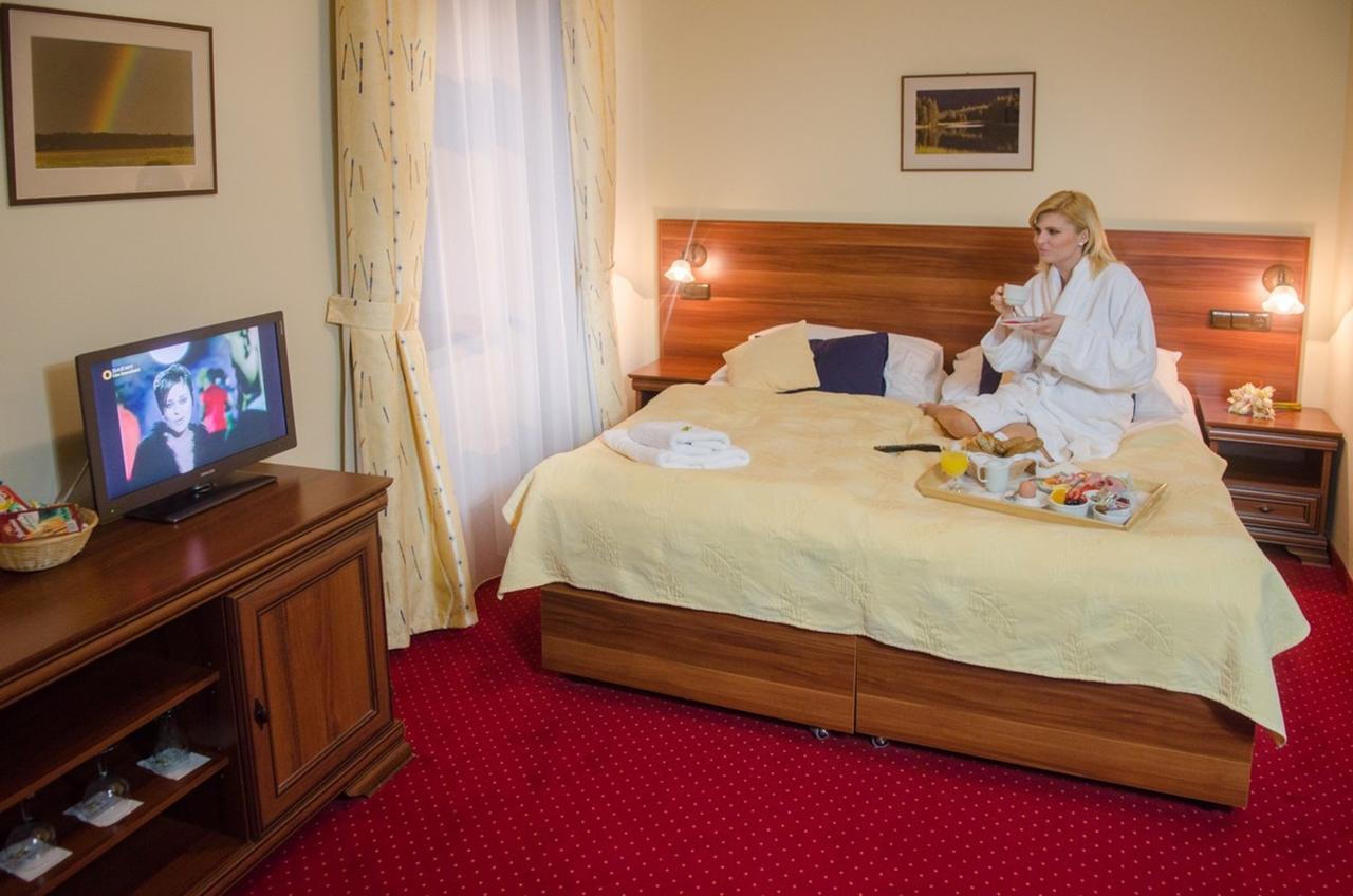 Hejtmansky Dvur Hotel Slaný Eksteriør billede