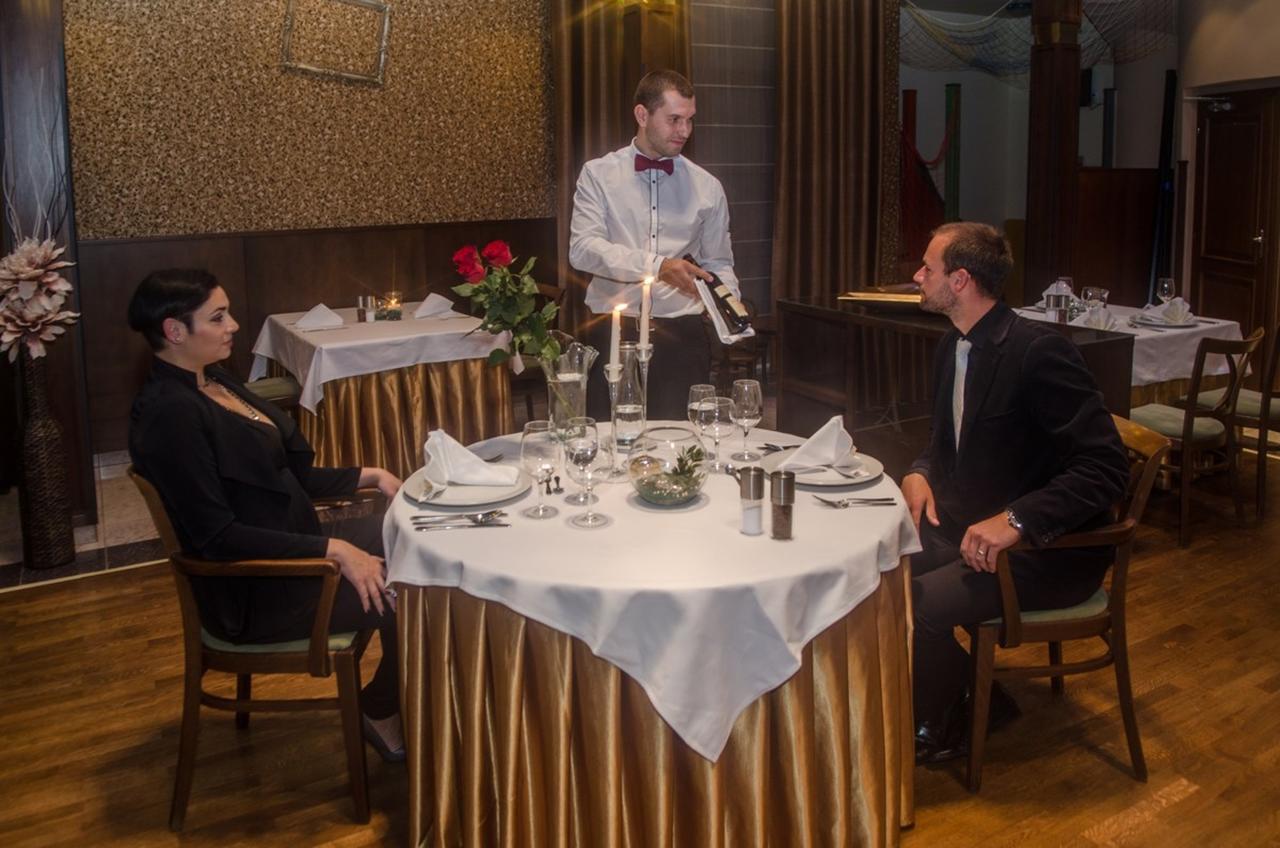 Hejtmansky Dvur Hotel Slaný Eksteriør billede